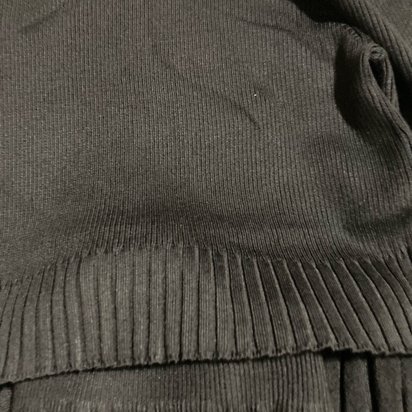 NWOTS Ladies Sweater & Skirt Set - Picture 10 of 13